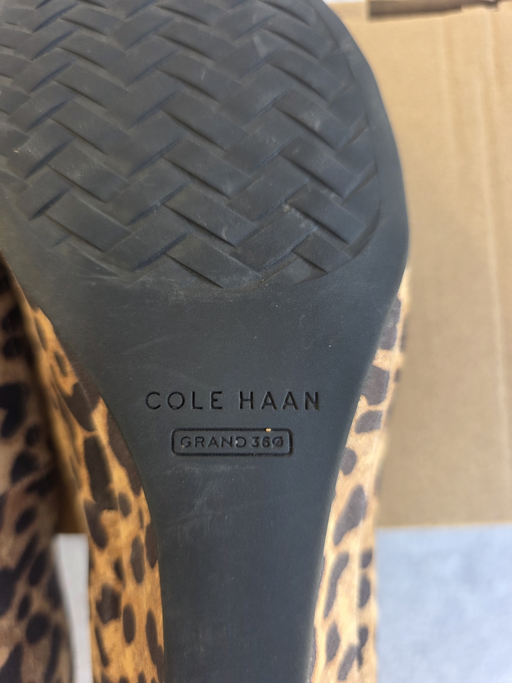 Cole Haan Women's Malta Wedge in a Leopard-print Size 7.5B - Picture 12 of 13